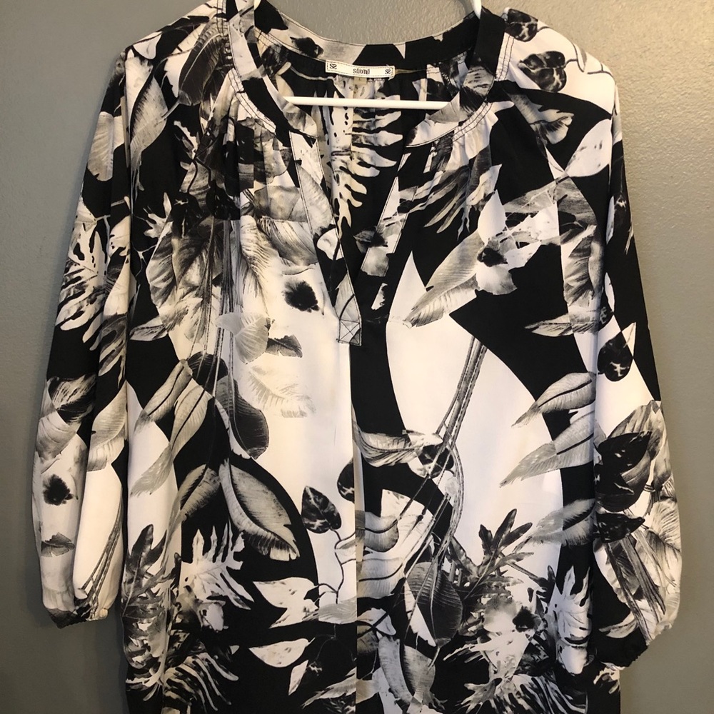 Women’s blouse workwear